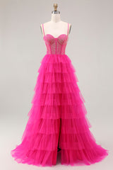 Fuchsia Korsett A-Linie Spaghettiträger Perlenbesetztes Gestuftes Ballkleid mit Schlitz
