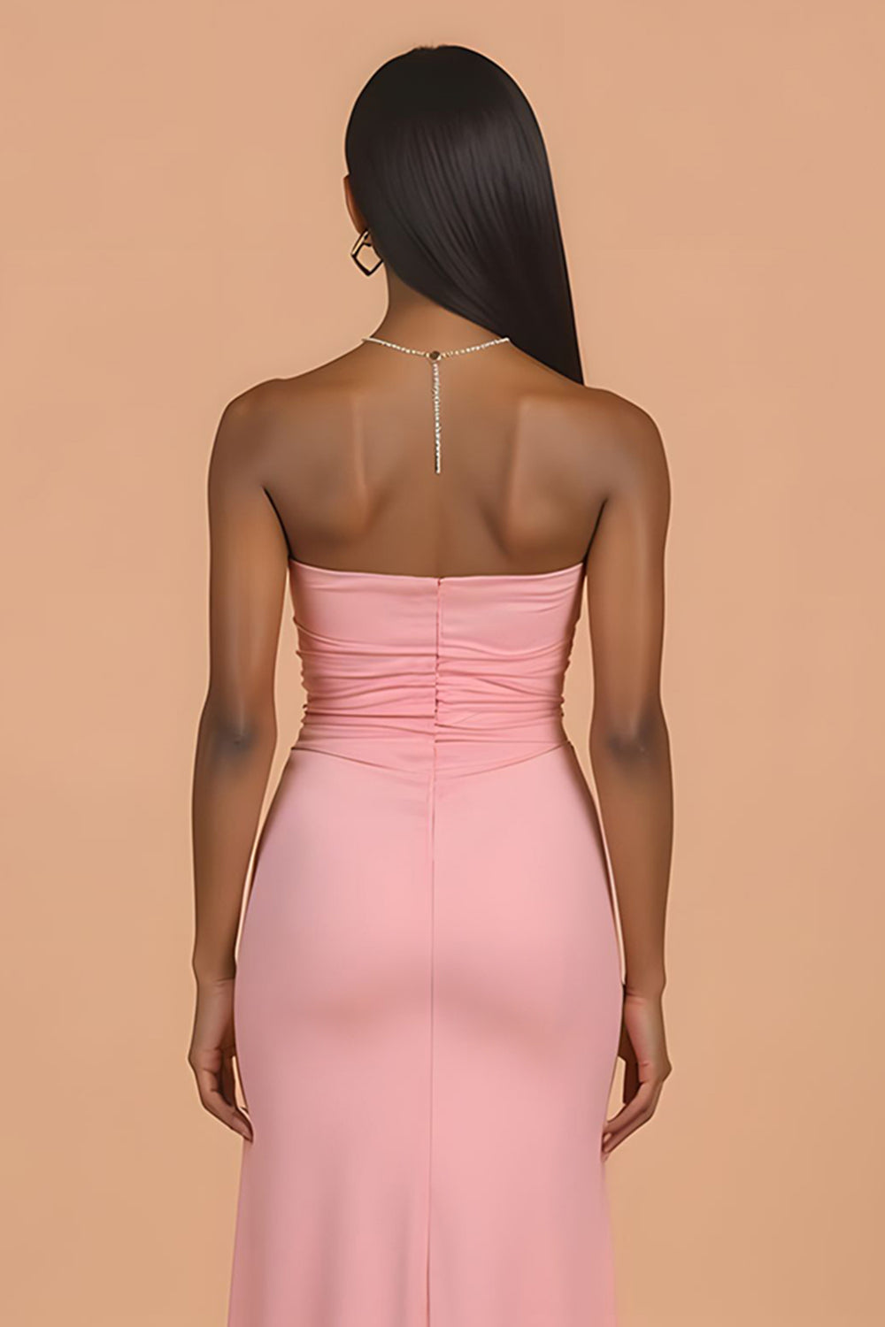 Blush Trägerloses Etui Satin Langes Brautjungfernkleid mit Rüschen