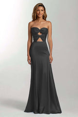 Himmelblaues Meerjungfrauen Trägerloses Cut-Out Satin Ballkleid