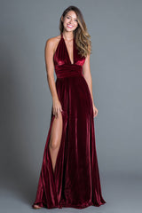 Burgunderrotes Neckholder A-Linie Samt Ballkleid mit Schlitz