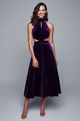 Pflaume Neckholder A-Linie Ballkleid aus Samt