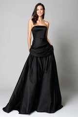 Schwarzes Trägerloses Langes Ballkleid aus Satin in A-Linie
