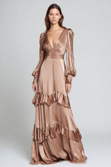 Hellbraunes A-Linie Ballkleid aus Satin mit langen Ärmeln und Rüschen