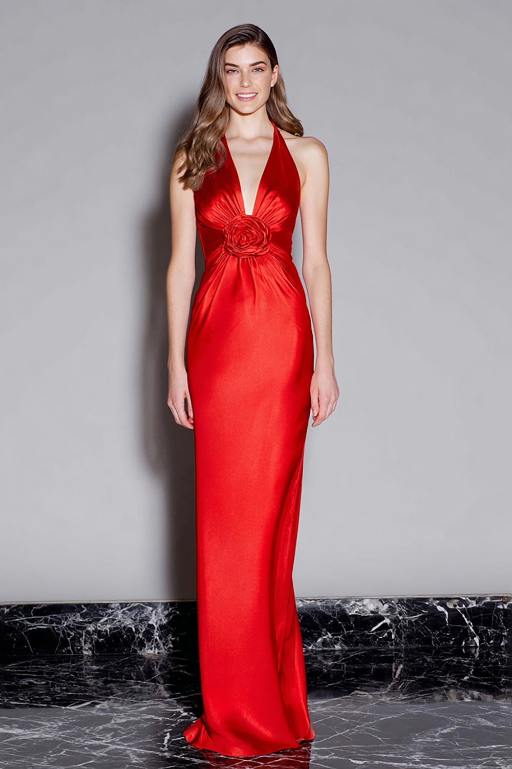 Rotes Langes Ballkleid aus Satin mit V-Ausschnitt und 3D-Blume