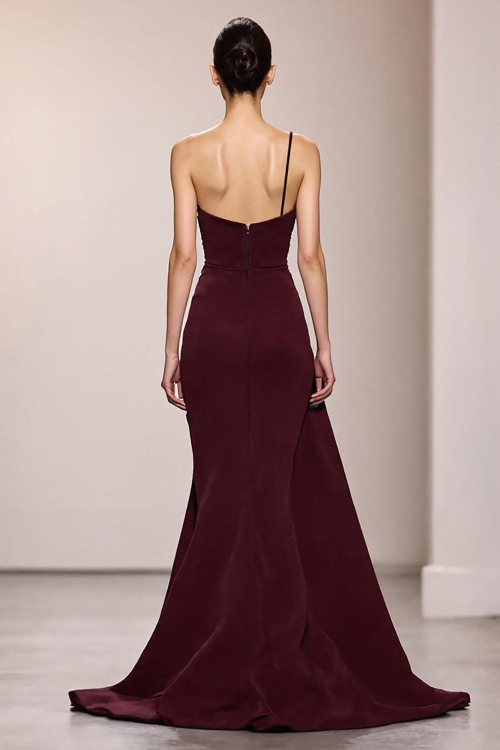 Burgunder Satin Meerjungfrauen Abendkleid mit Schlitz