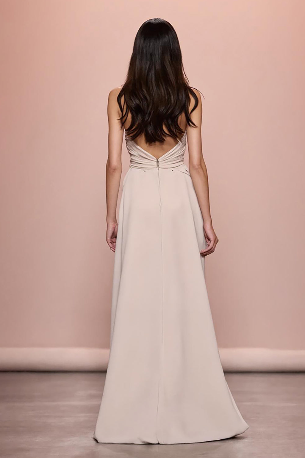 Elfenbein Gerafftes Abendkleid aus Satin mit Schlitz