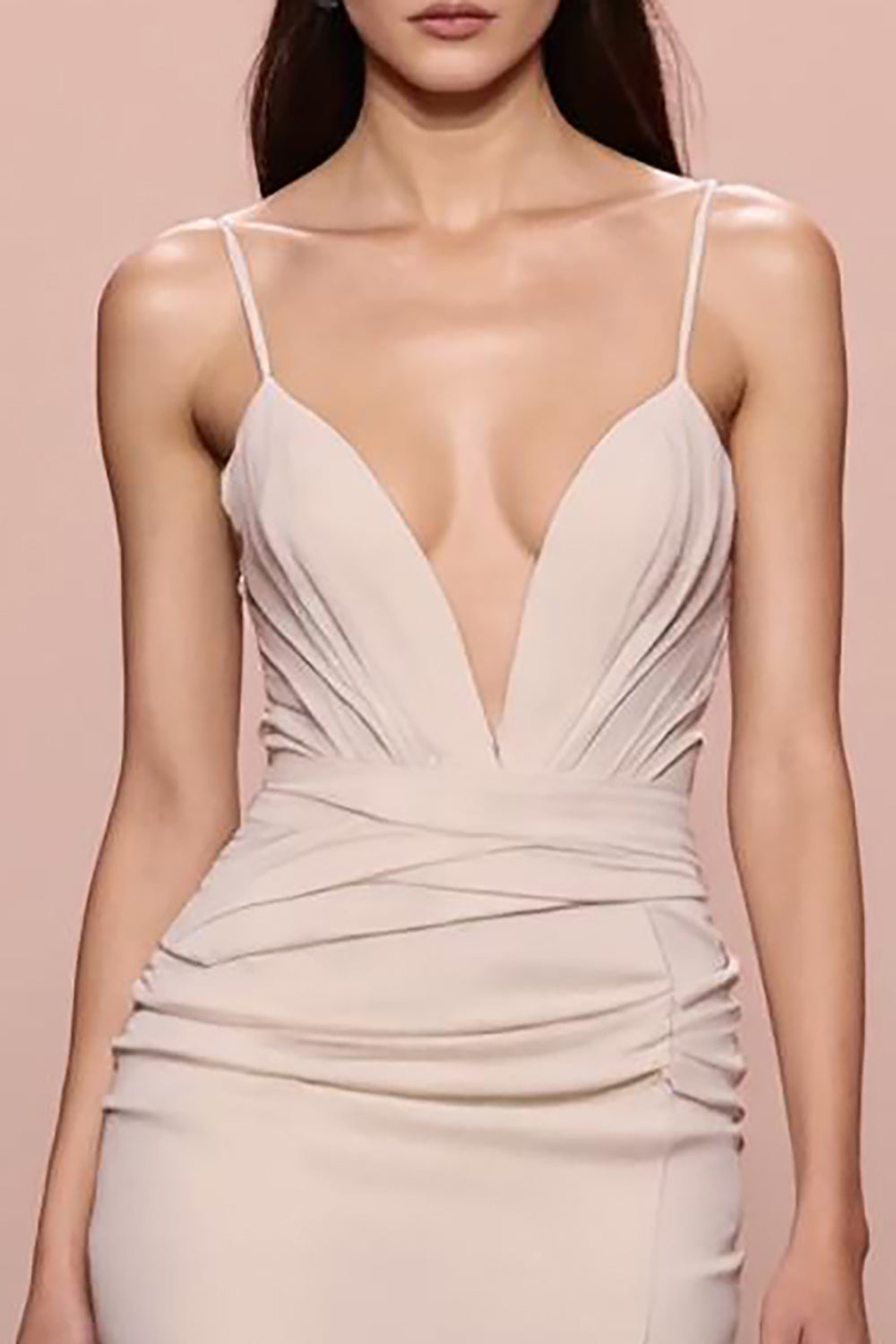 Elfenbein Gerafftes Abendkleid aus Satin mit Schlitz