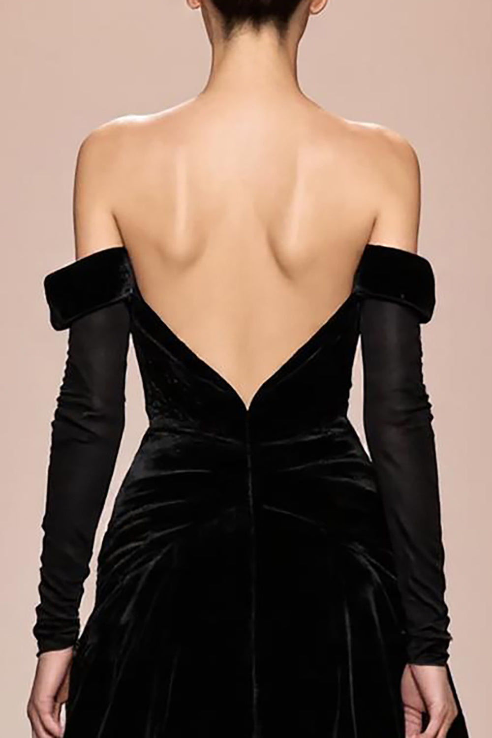 Schwarzes Schulterfreies Langes Abendkleid aus Samt mit Ärmeln