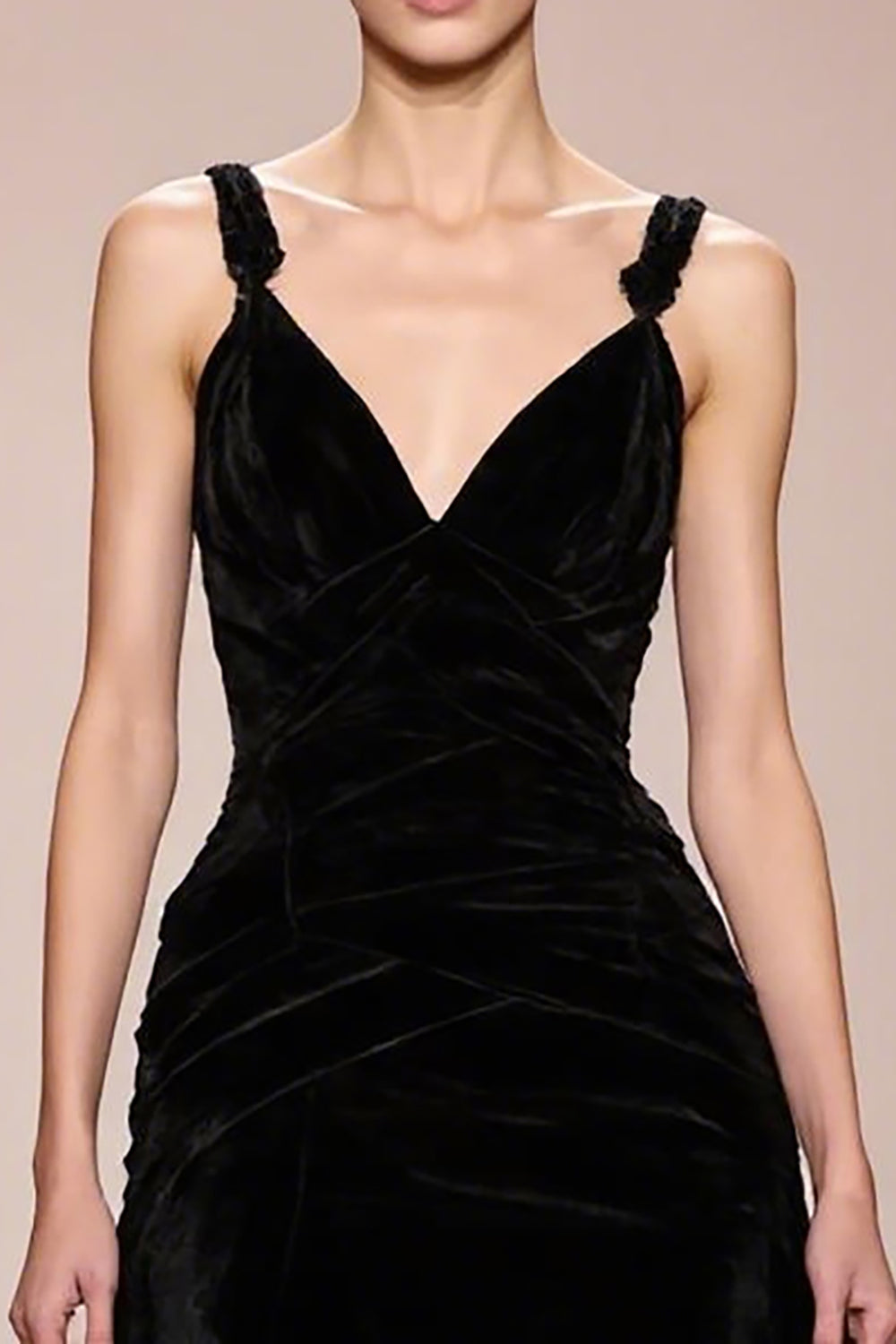 Schwarzes Rückenfreies Langes Abendkleid aus Samt mit Schlitz