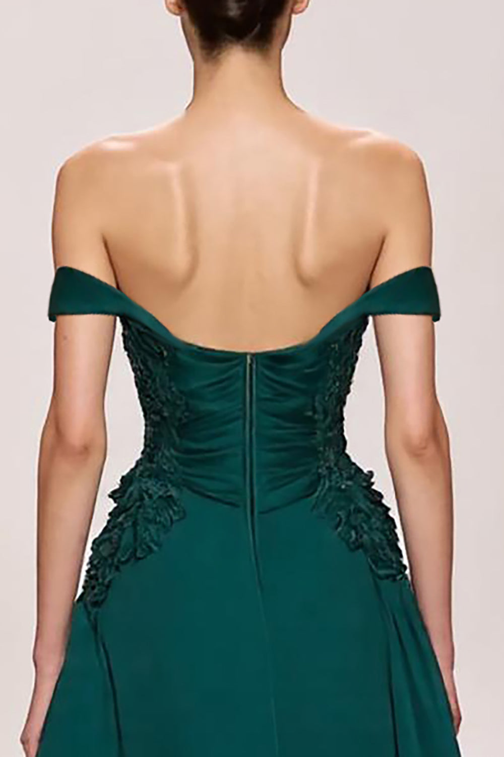 Hellgrünes Satin A-Linie Abendkleid mit Applikationen