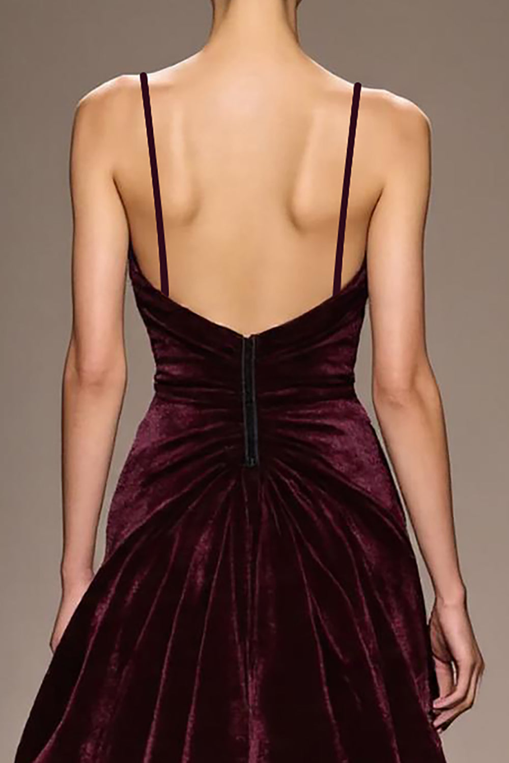 Burgunder Abendkleid aus Samt mit Spaghettiträgern