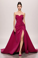 Fuchsia Satin A-Linie Gerafftes Trägerloses Langes Abendkleid mit Schlitz