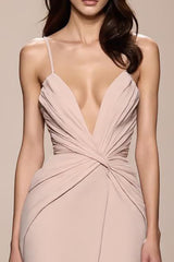 Champagner Abendkleid aus Satin mit Rüschen und Schlitz