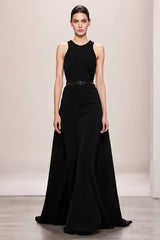 Schwarzes Langes A-Linie Abendkleid mit Neckholder aus Samt