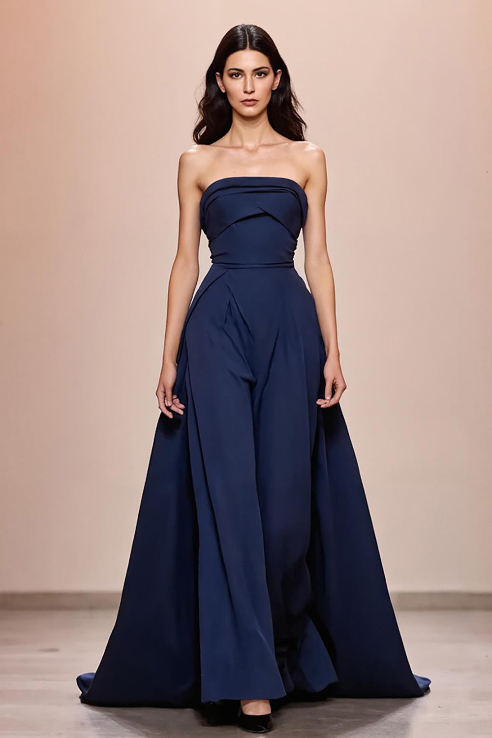 Dunkelblaues Trägerloses Langes Abendkleid aus Satin in A-Linie