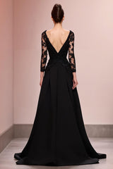 Schwarzes Langes Abendkleid in A-Linie mit Applikation und Spitze