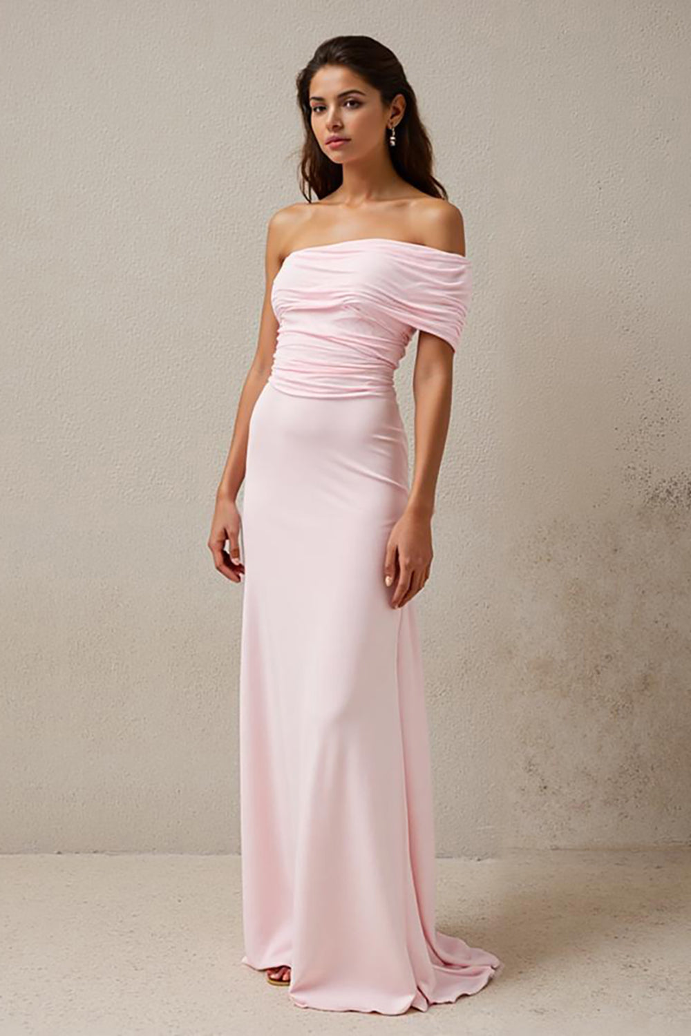 Eine Schulter Hellrosa Langes Etui Abendkleid mit Rüschen