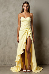 Hellgelb Chiffon Hoch Niedrig Gerafftes Trägerloses Abendkleid