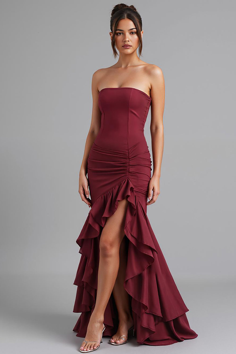 Dunkelrotes Trägerloses Chiffon Meerjungfrauen Abendkleid in Hoch Niedrig