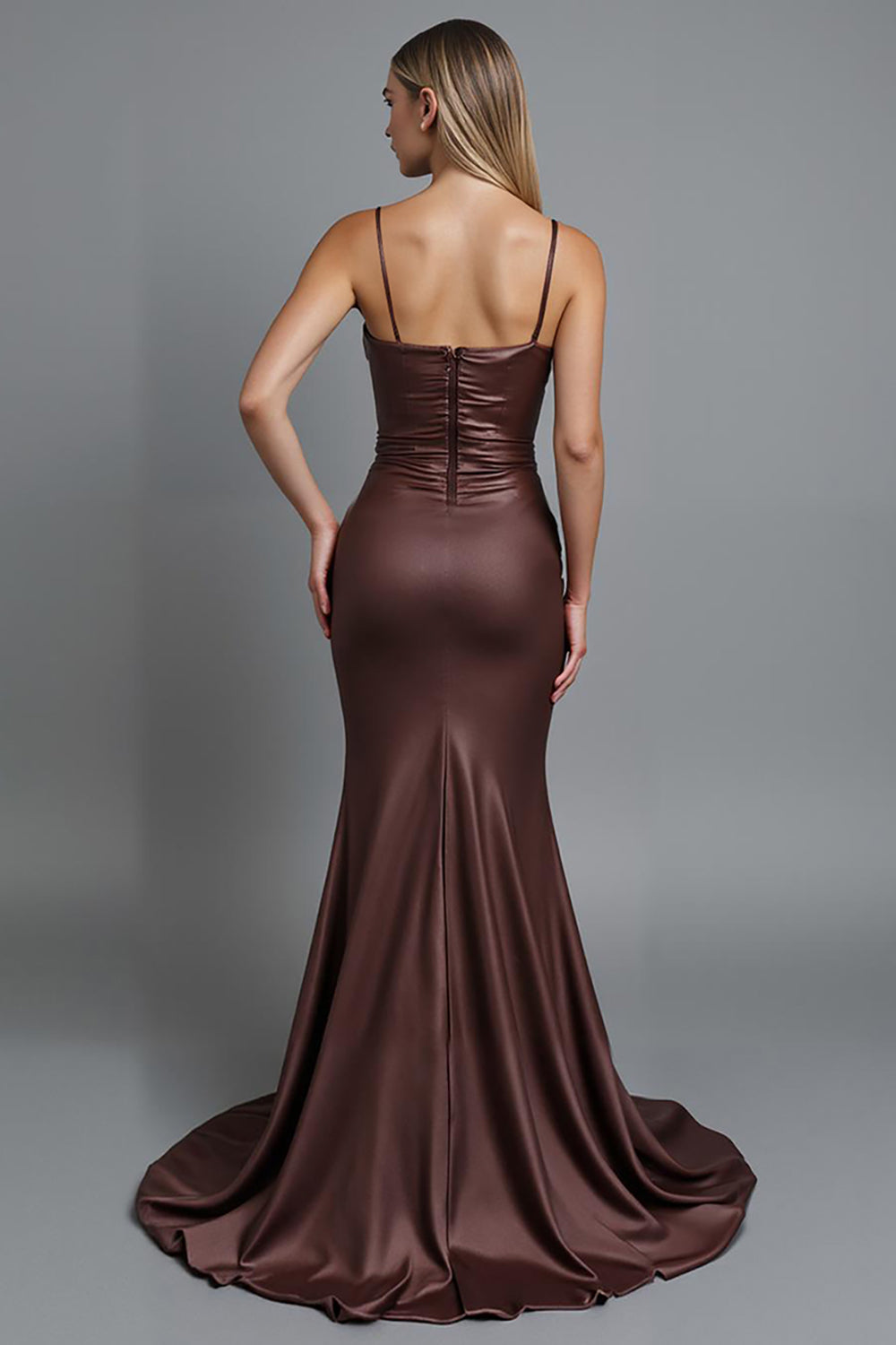 Kaffee Satin Gerafftes Meerjungfrau Spaghettiträger Langes Abendkleid