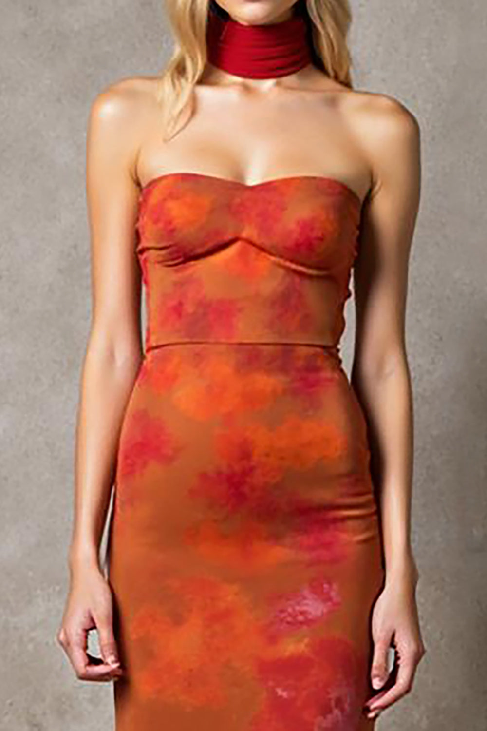Etui Cabernet Trägerloses Bedrucktes Maxi Abendkleid mit Schärpe