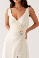 Elfenbein Standesamtkleid mit V-Ausschnitt und Schlitz