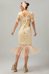 Aprikose Fransen Pailletten Flapperkleid aus den 1920er Jahren mit kurzen Ärmeln