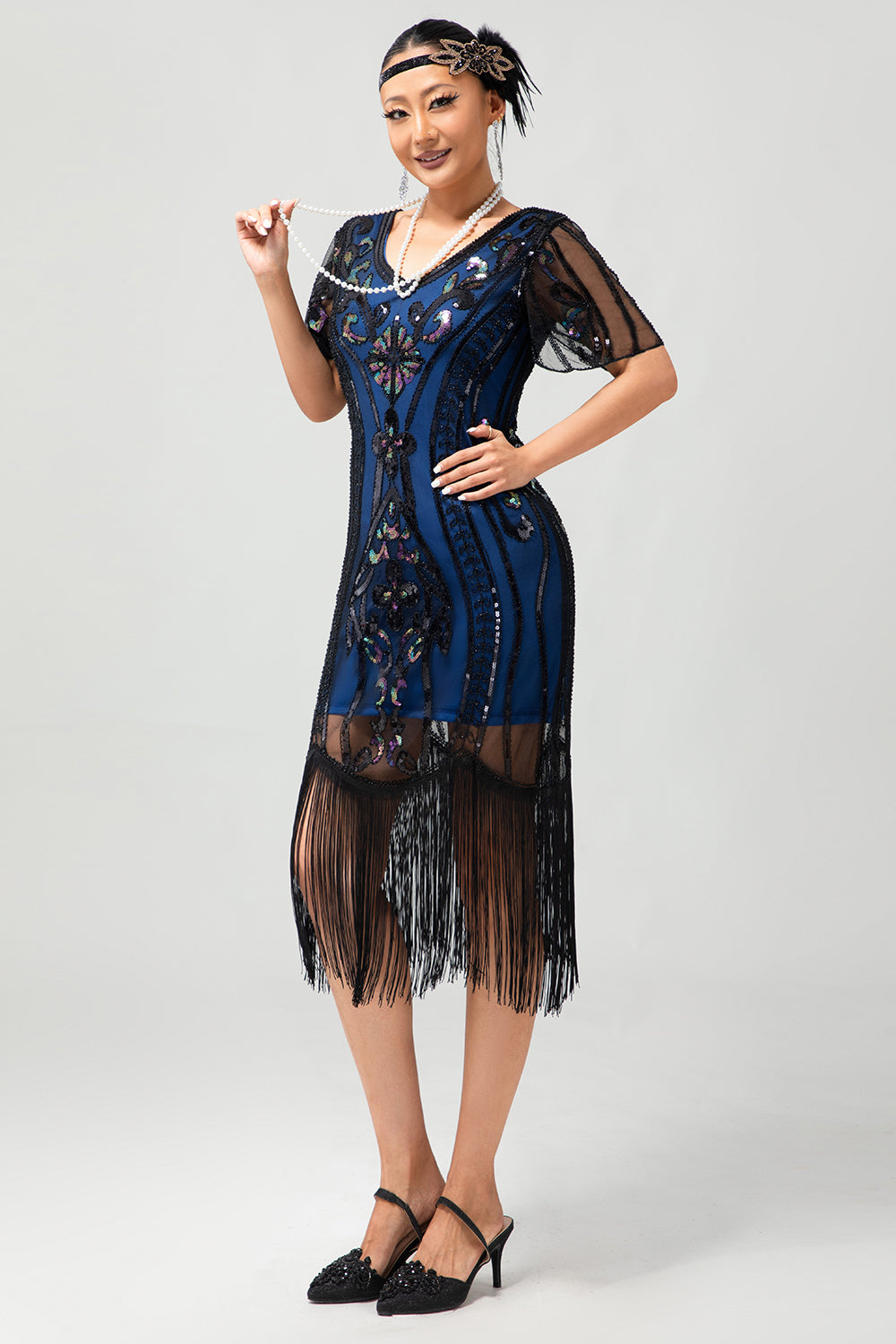 Schwarzes Blaues Paillettenkleid mit Fransen und Rundhalsausschnitt aus den 1920er Jahren mit 5-teiligem Zubehörset