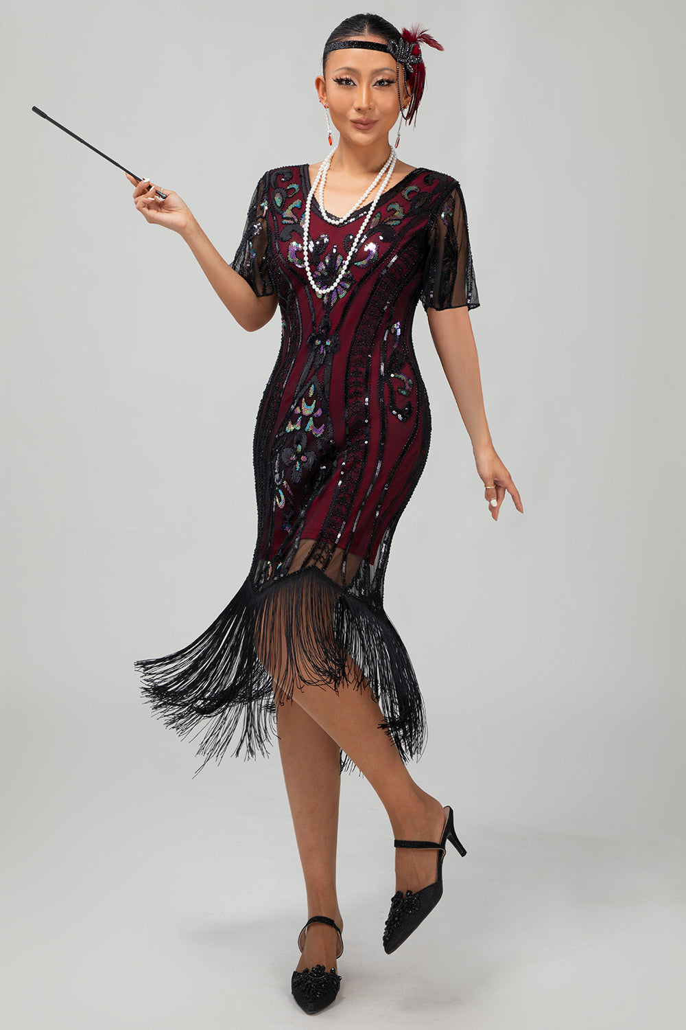 Aprikose Fransen Pailletten Flapperkleid aus den 1920er Jahren mit kurzen Ärmeln