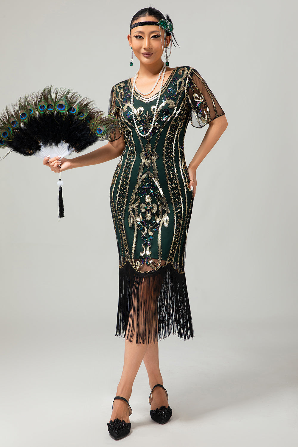 Aprikose Fransen Pailletten Flapperkleid aus den 1920er Jahren mit kurzen Ärmeln