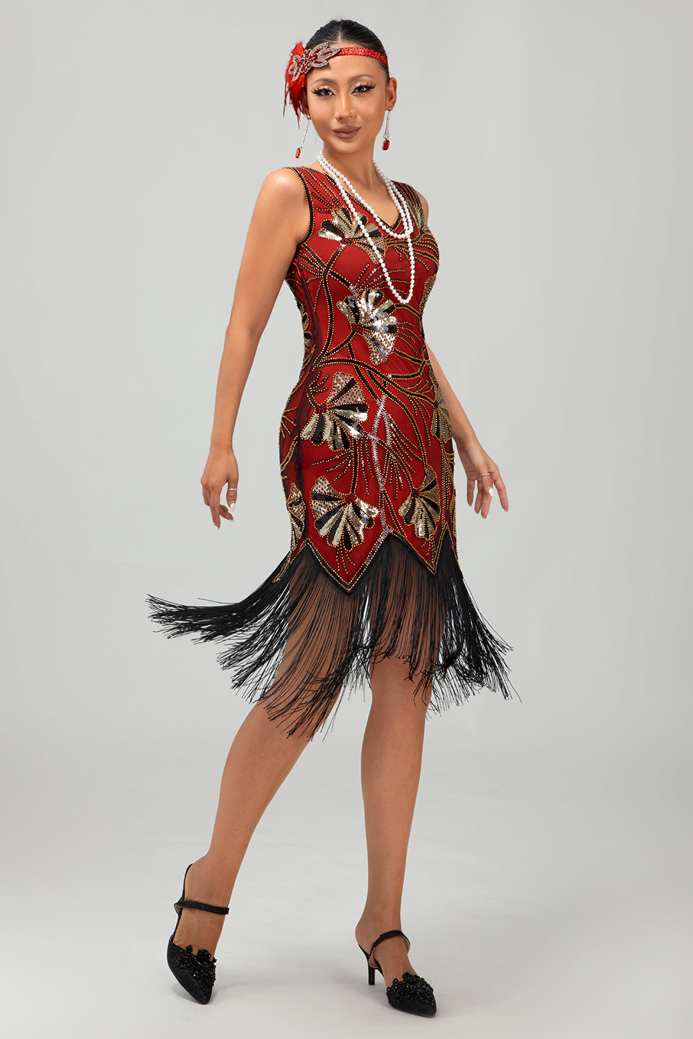 Grünes Goldenes Paillettenkleid mit V-Ausschnitt und Bodycon aus den 1920er Jahren mit Quasten