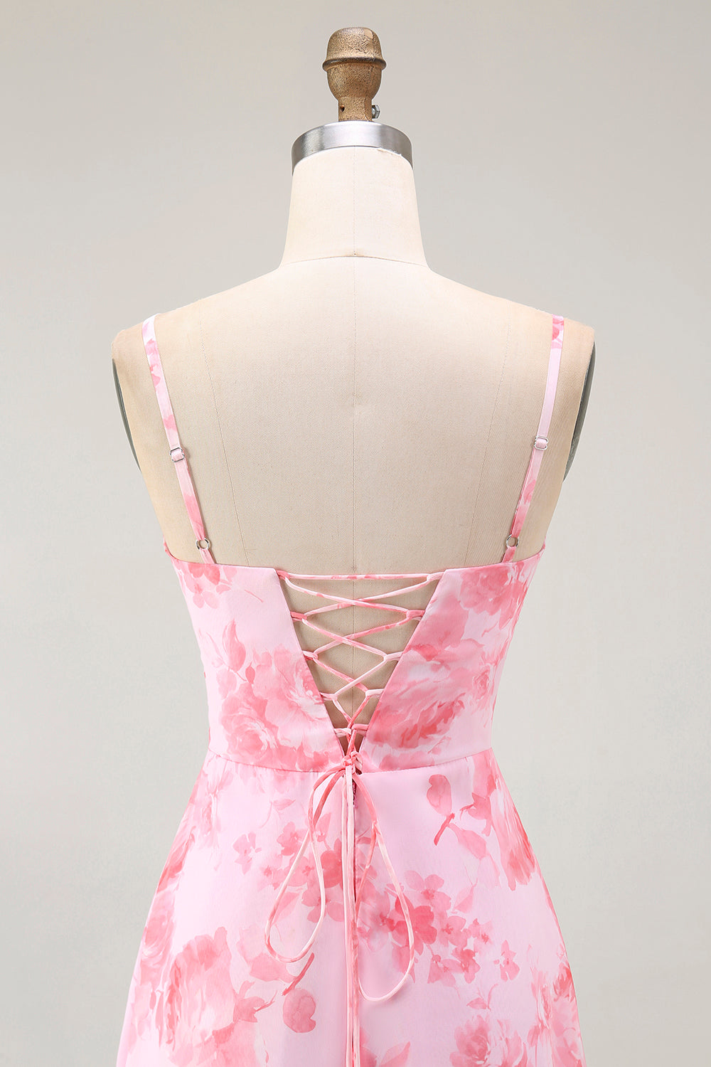 Rosa Blumen A-Linie Maxi Hochzeitsgastkleid mit Wasserfallausschnitt und Schlitz
