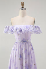 Lavendel Blumen Schulterfreies A-Linie Brautjungfernkleid mit Rüschen