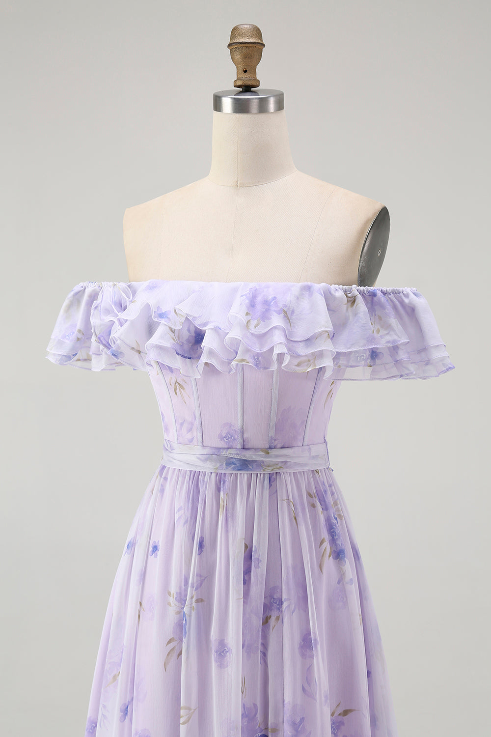 Lavendel Blumen Schulterfreies A-Linie Brautjungfernkleid mit Rüschen