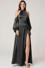 Neckholder Schwarzes Satin Ballkleid mit Schlitz