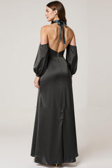 Neckholder Schwarzes Satin Ballkleid mit Schlitz