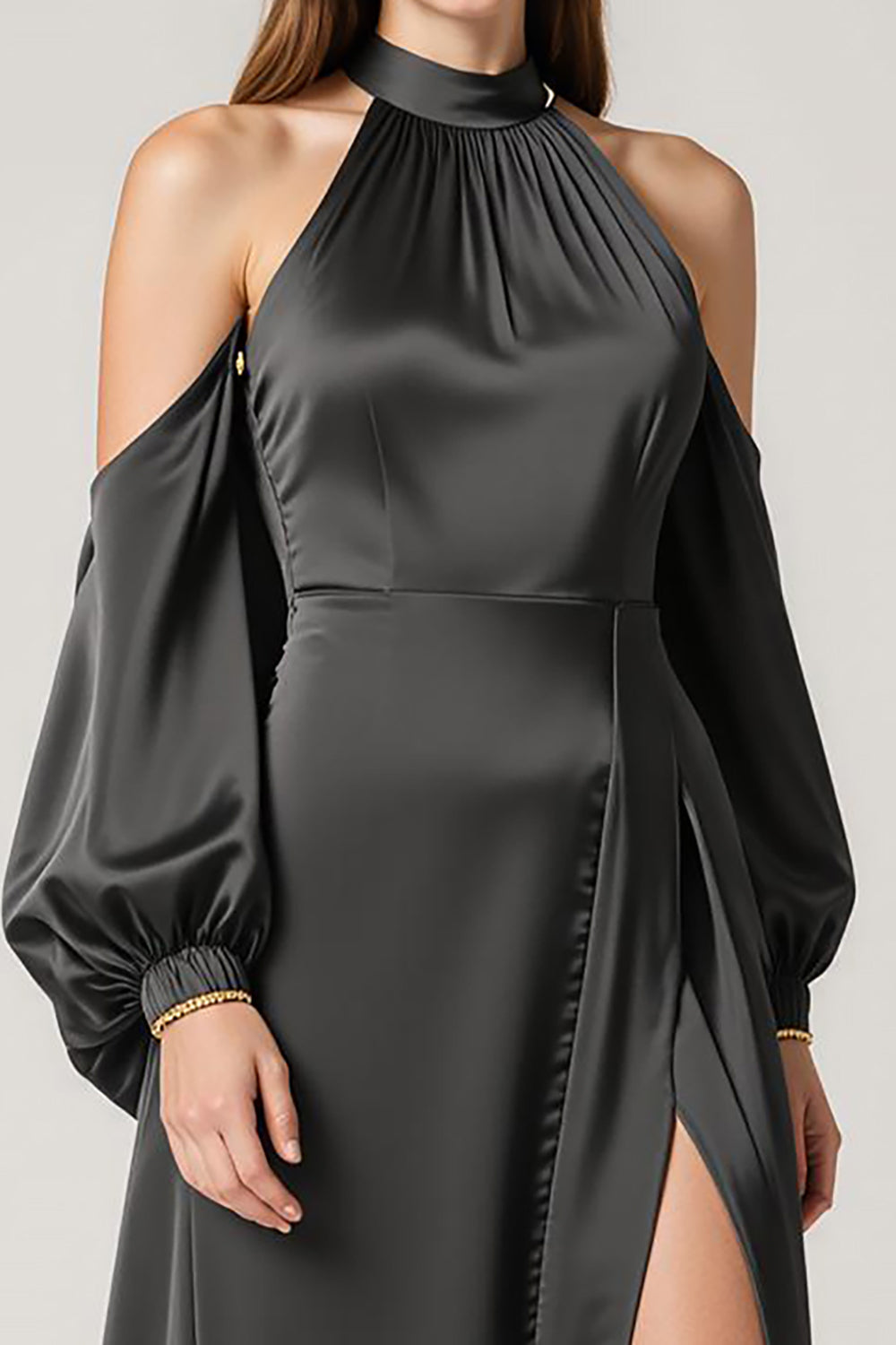 Neckholder Schwarzes Satin Ballkleid mit Schlitz