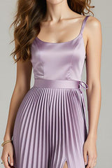 Lila Spaghettiträger Plissee Abendkleid aus Satin