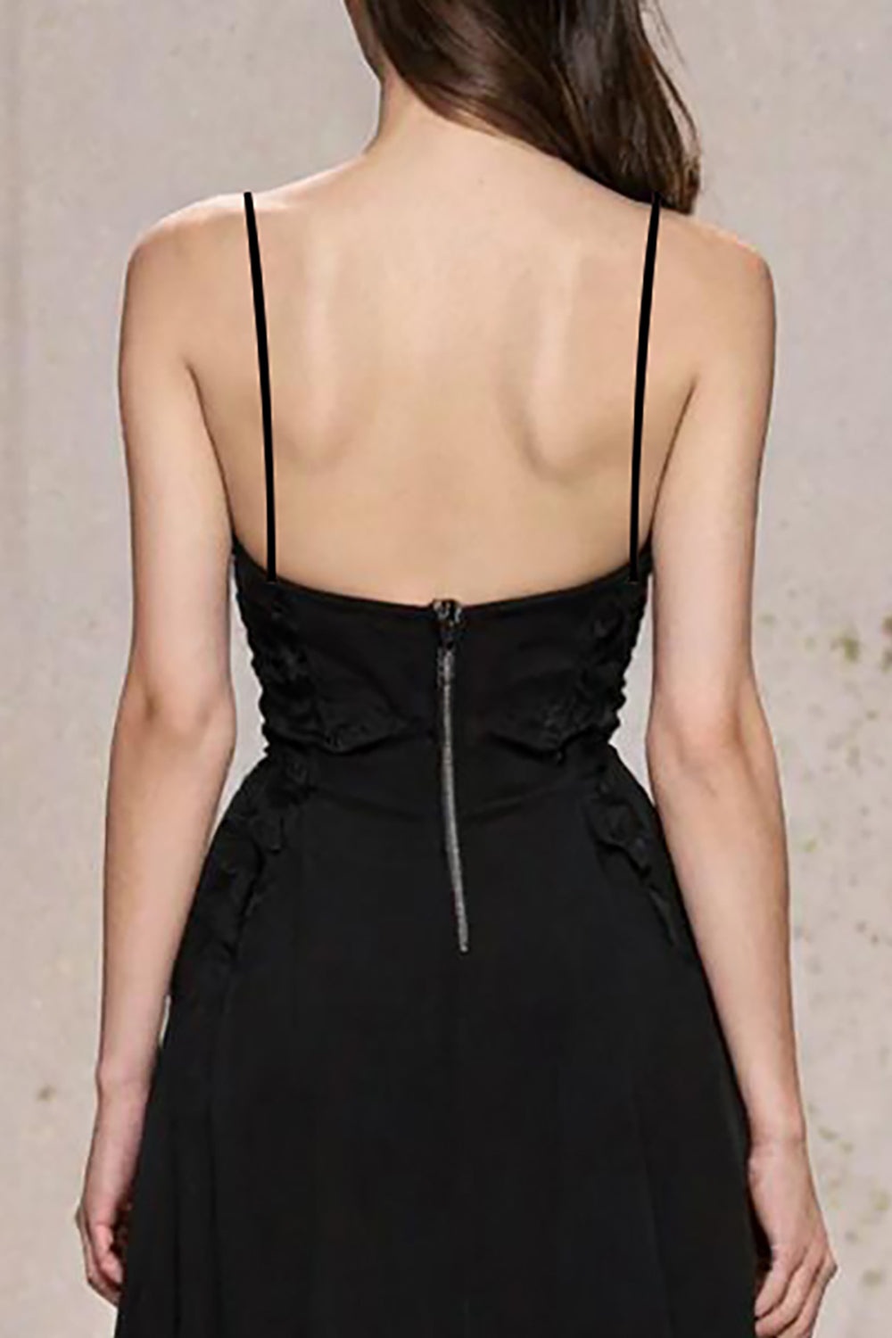 A Linie Spaghettiträger Schwarzes Krawatten Kleid mit Schlitz