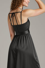 Schwarzes Satin Spaghettiträger Etui Langes Ballkleid mit Schlitz