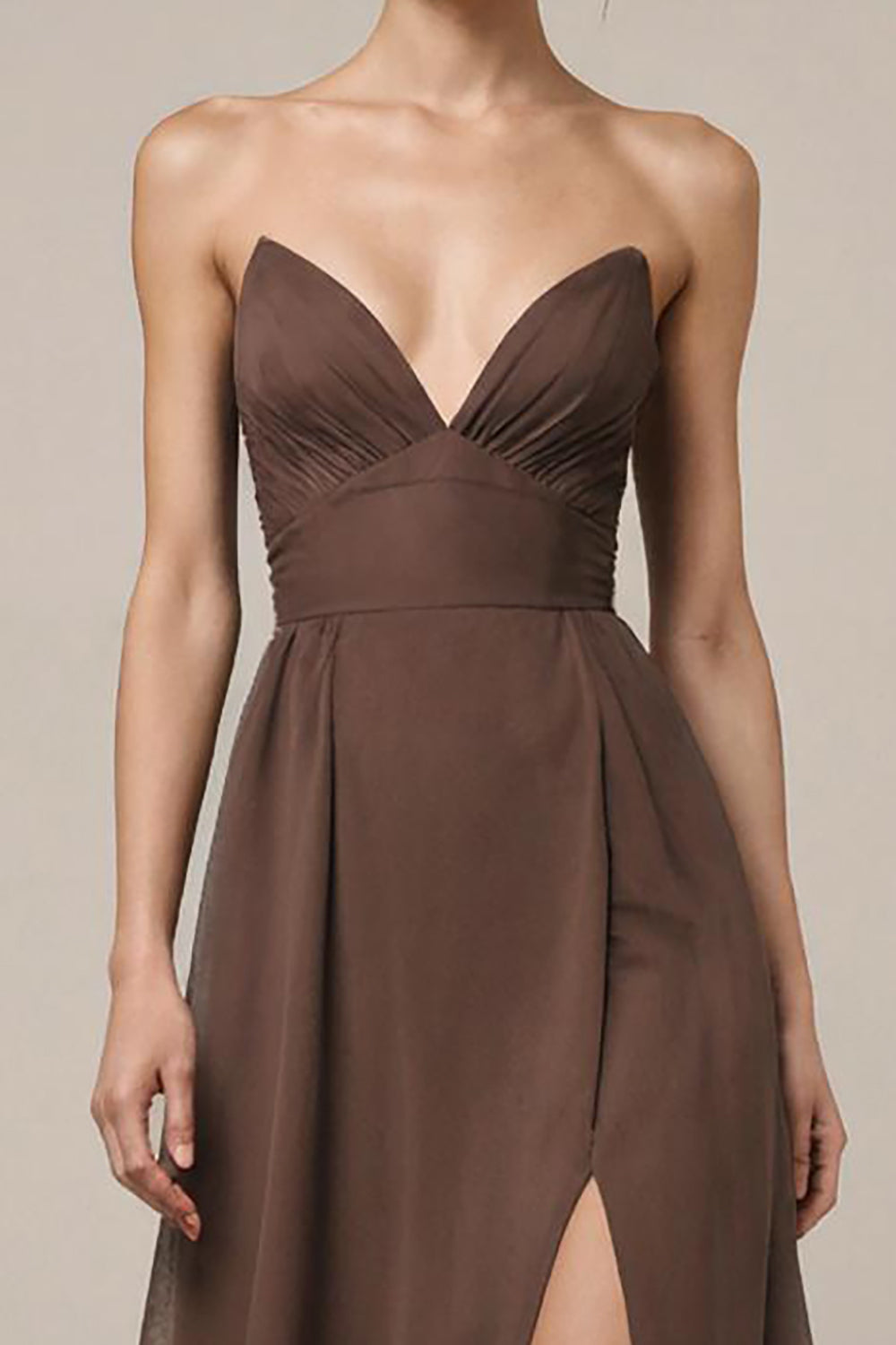 Braunes Satin Herzausschnitt Langes Abendkleid mit Schlitz