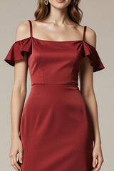 Rotes Schulterfreies Satin Etui Langes Abendkleid