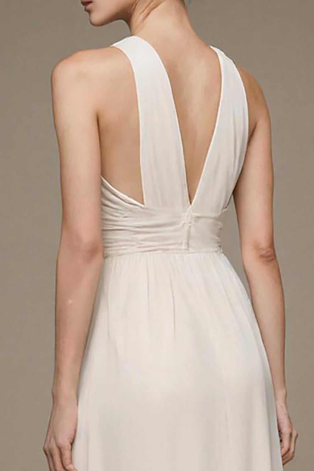 Elfenbein A-Linie Standesamtkleid mit V-Ausschnitt und Schlitz