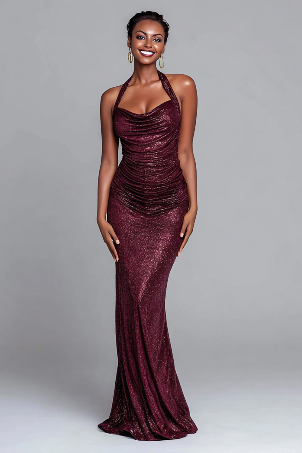 Glitzerndes Burgunderrotes Neckholder Gerafftes Meerjungfrauen Ballkleid