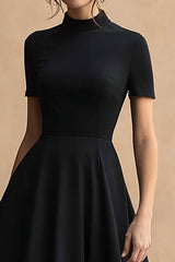 A-Linie Schwarzes Hoch Niedrig Abendkleid aus Satin