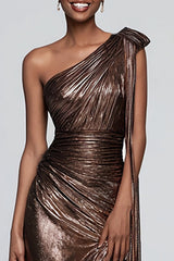 Braunes Etui Einschulteriges Maxi Ballkleid mit Rüschen und Schlitz