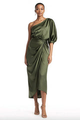 Olive Satin Etui Eine Schulter Midi Partykleid