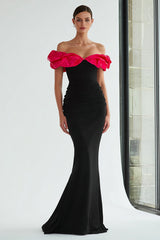 Schwarzes und fuchsia Meerjungfrauen Ballkleid mit Rüschen