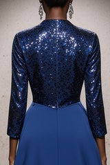 Glitzerndes Königsblaues Meerjungfrauen Ballkleid mit hohem Ausschnitt und Pailletten und Umhang
