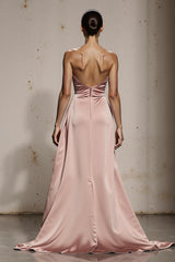Schulterfreies Hellrosa Etui Abendkleid